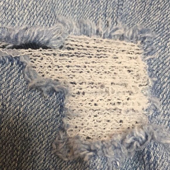 NWOT! Hollister lite wash distressed Skinny - Picture 5 of 5